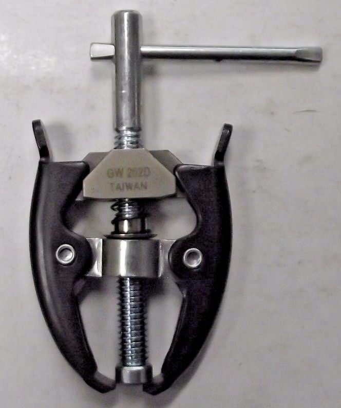 GearWrench 202D Battery Terminal Puller