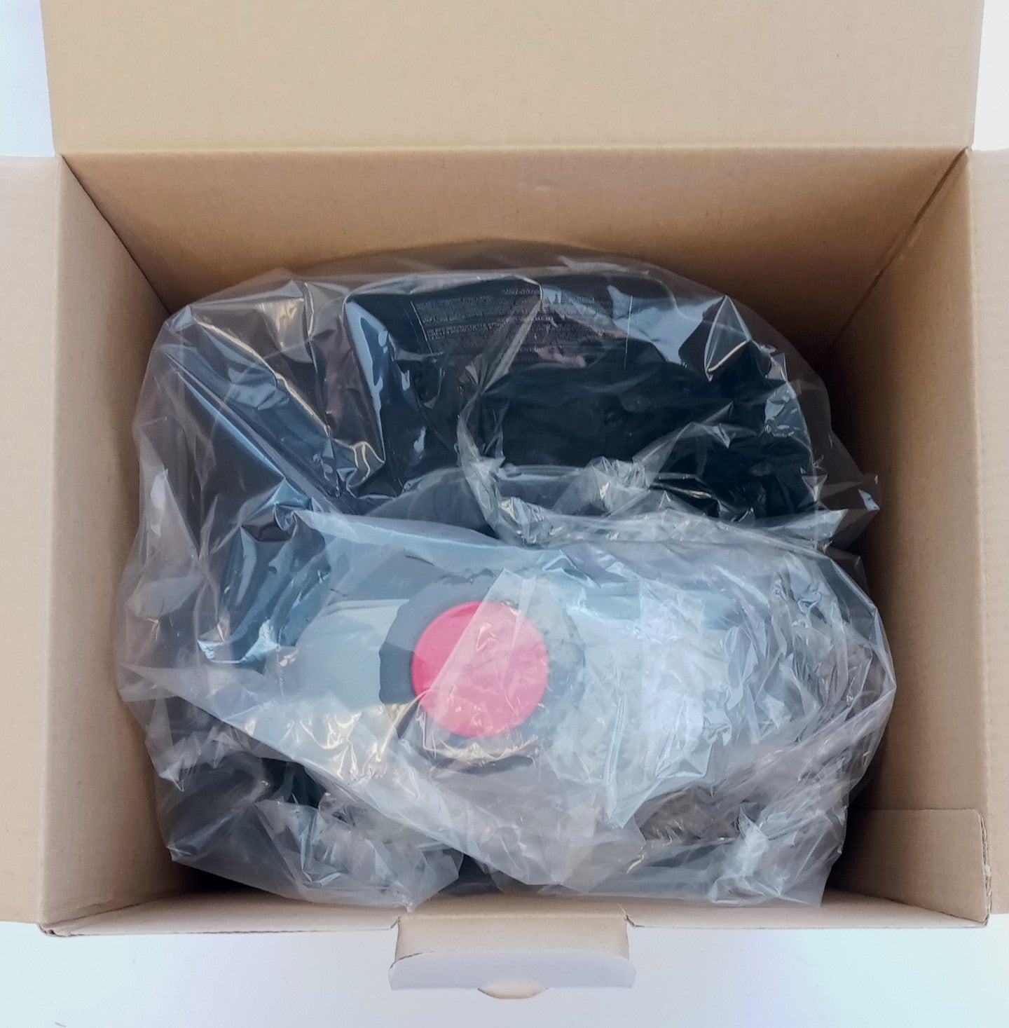 Jackson Safety WH10 HLX 100 Passive Welding Helmet, Shade 10, Hydraflex 24737