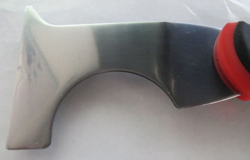 Husky 393 091 6-IN-1 Painter's Tool Scraper Putty